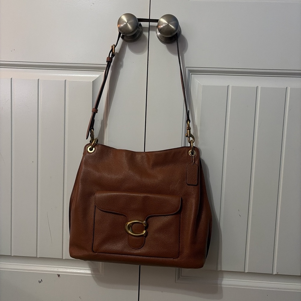Coach Tabby Hobo Saddle Pebbled Leather Shoulder Bag with Gold Hardware. - Picture 2 of 7